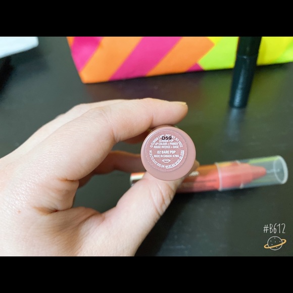 Clinique Makeup Mini Set with cosmetic bag - Picture 4 of 7